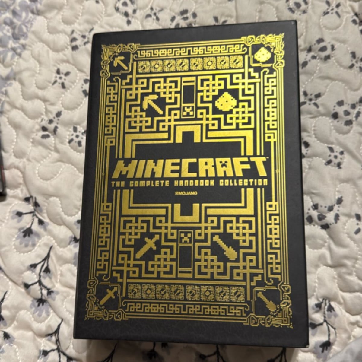 Minecraft: the Complete Handbook Collection | PangoBooks