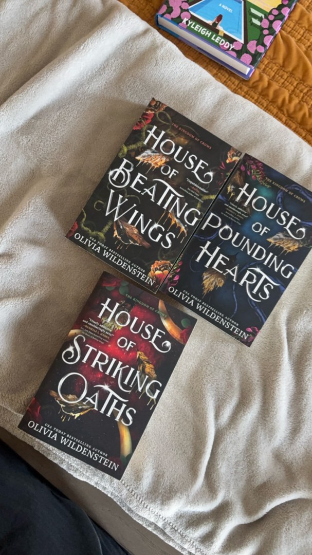 House of Beating Wings Bundle  (Standard Edition)