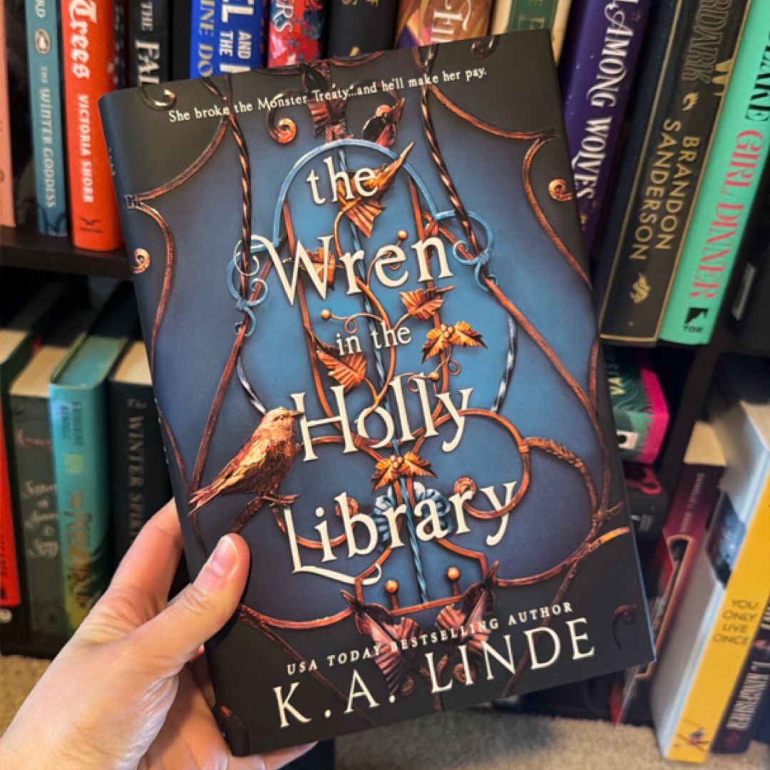 The Wren in the Holly Library (Deluxe Limited Edition)