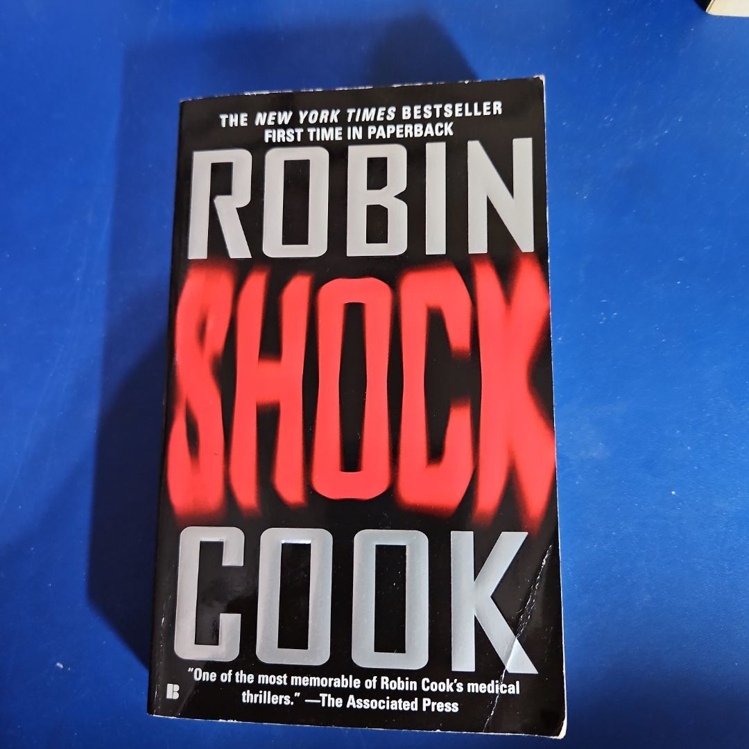 SHOCK by Robin Cook, Paperback | Pangobooks