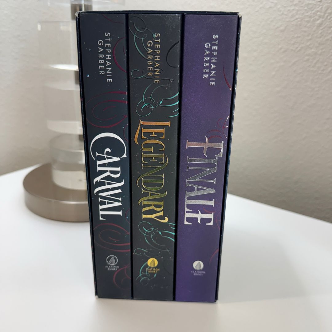 Caraval Paperback Boxed Set