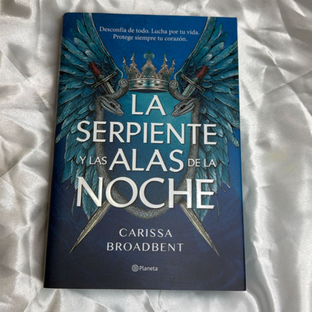 La serpiente y las alas de la noche (Edición Deluxe)