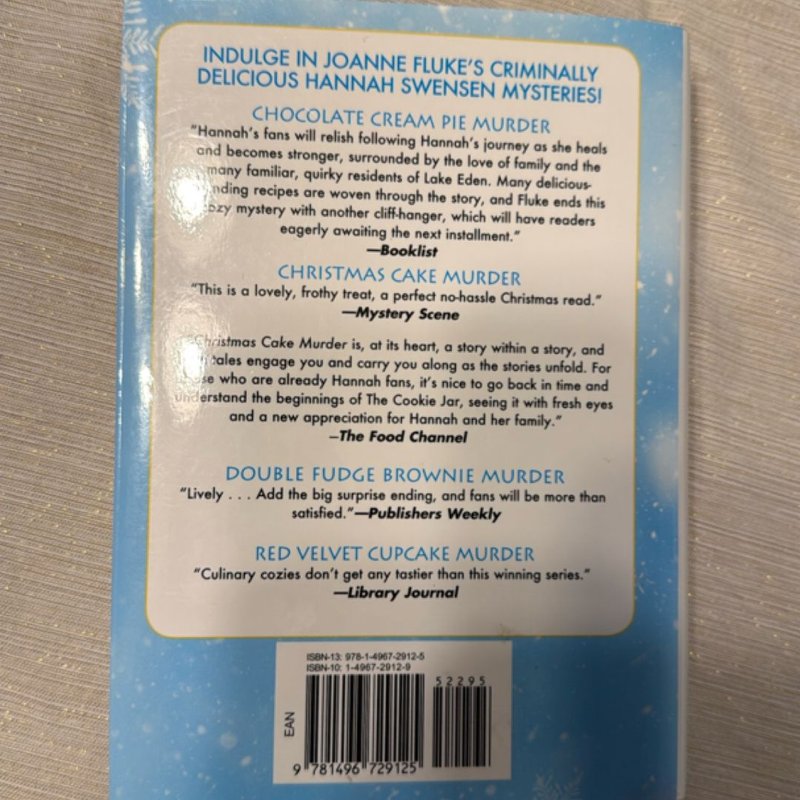 Christmas Cupcake Murder