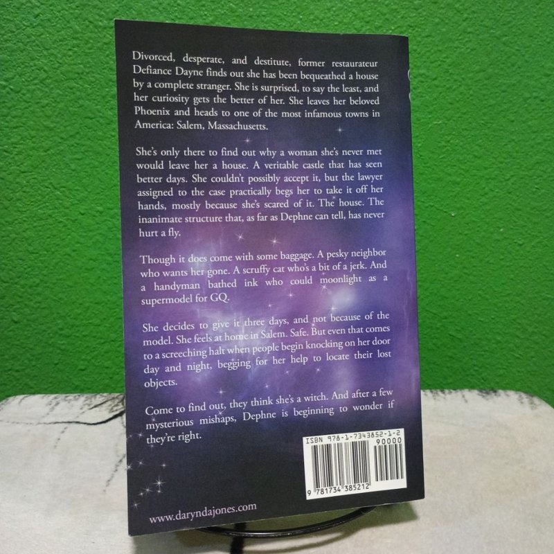 BETWIXT-A Paranormal Women's Fiction Novel