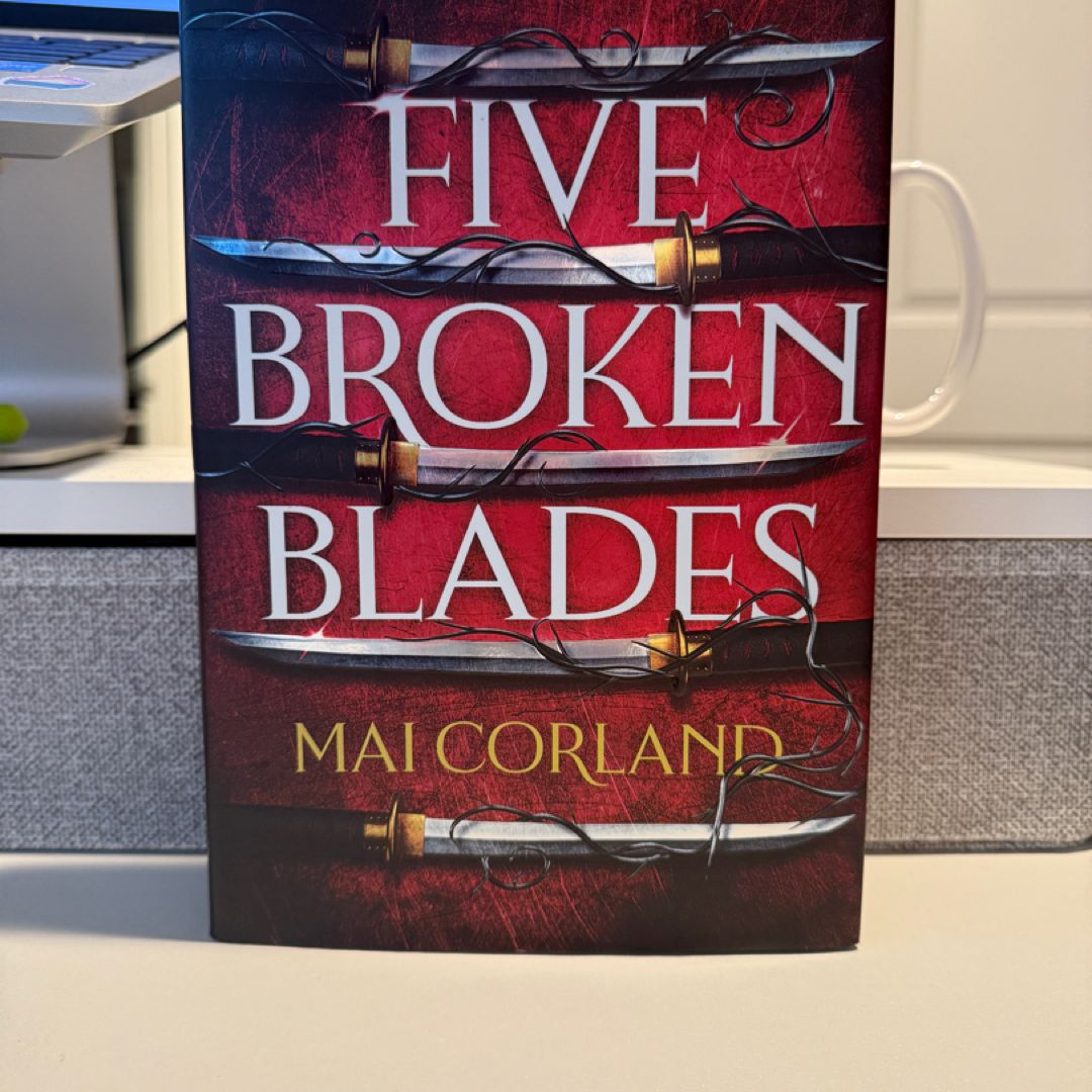 Five Broken Blades (Deluxe Limited Edition)