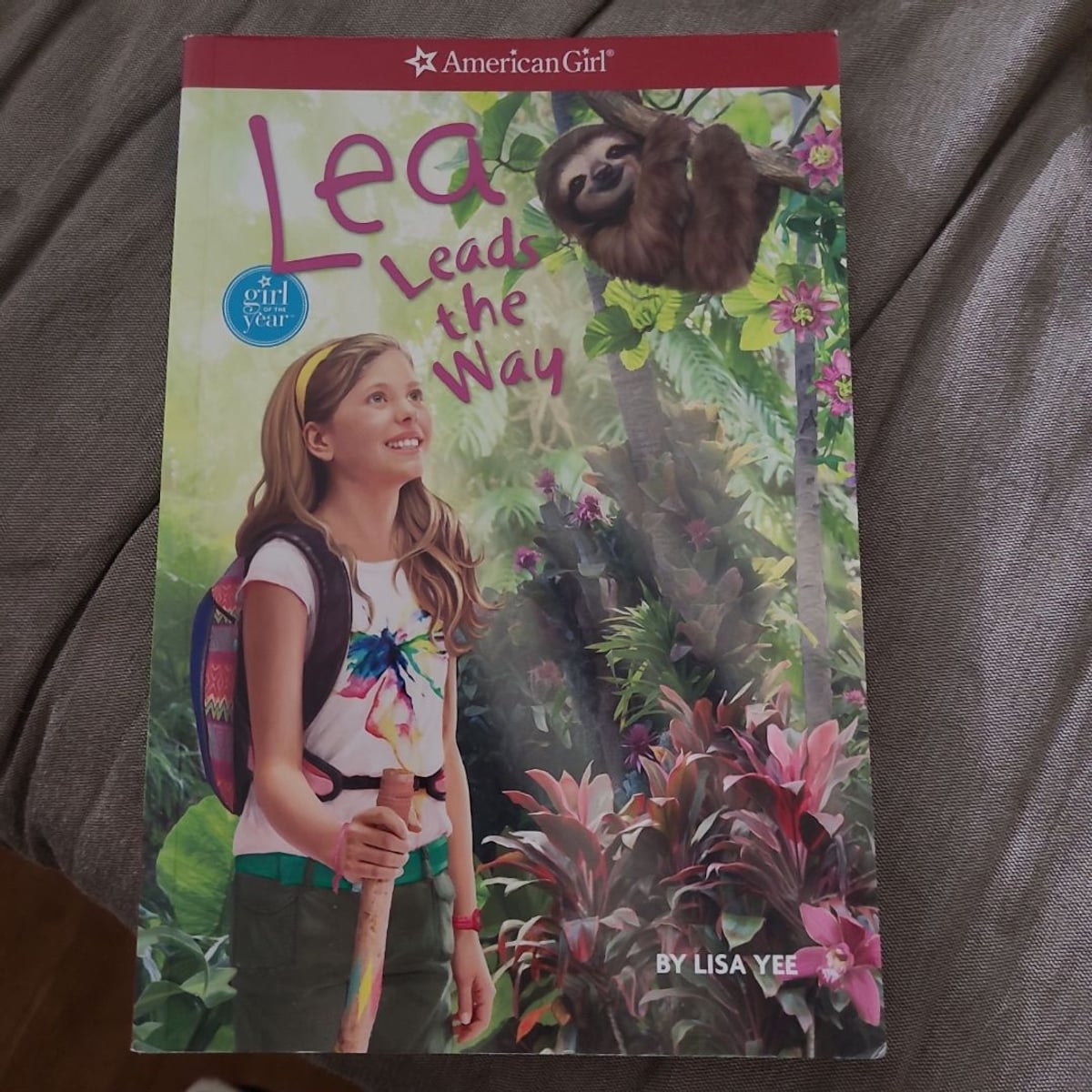 Lea Leads the Way by Lisa Yee, Sarah Davis