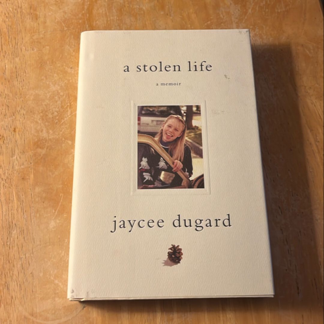 A Stolen Life by Jaycee Dugard, Paperback | Pangobooks