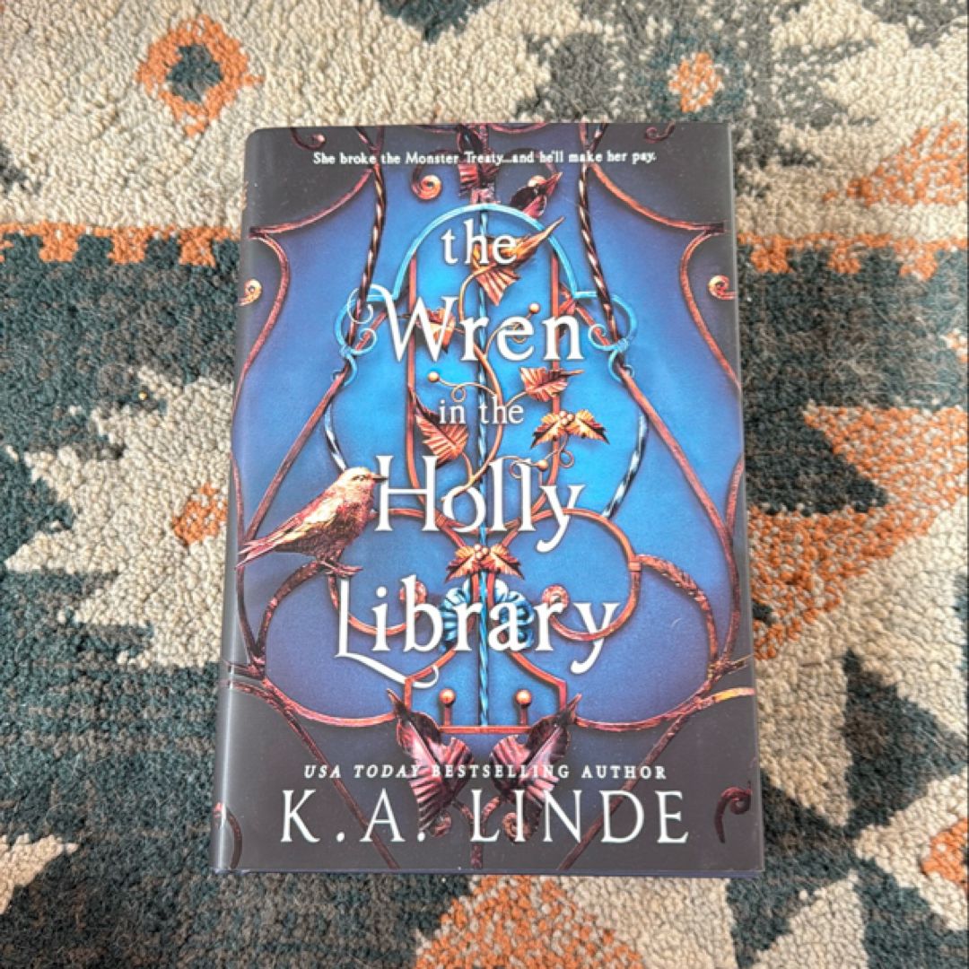 The Wren in the Holly Library (Deluxe Limited Edition)