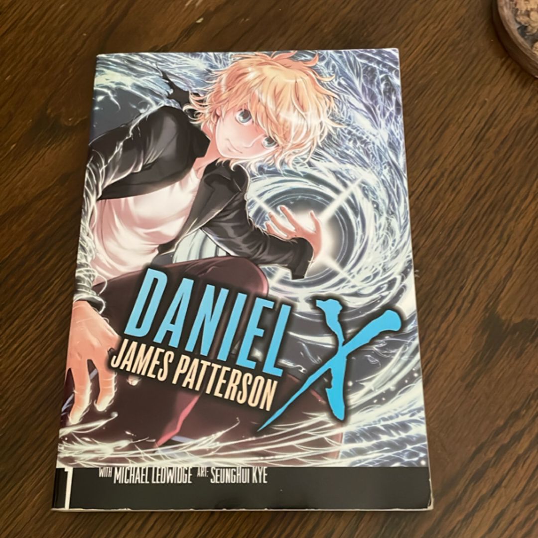 Daniel X: the Manga, Vol. 1