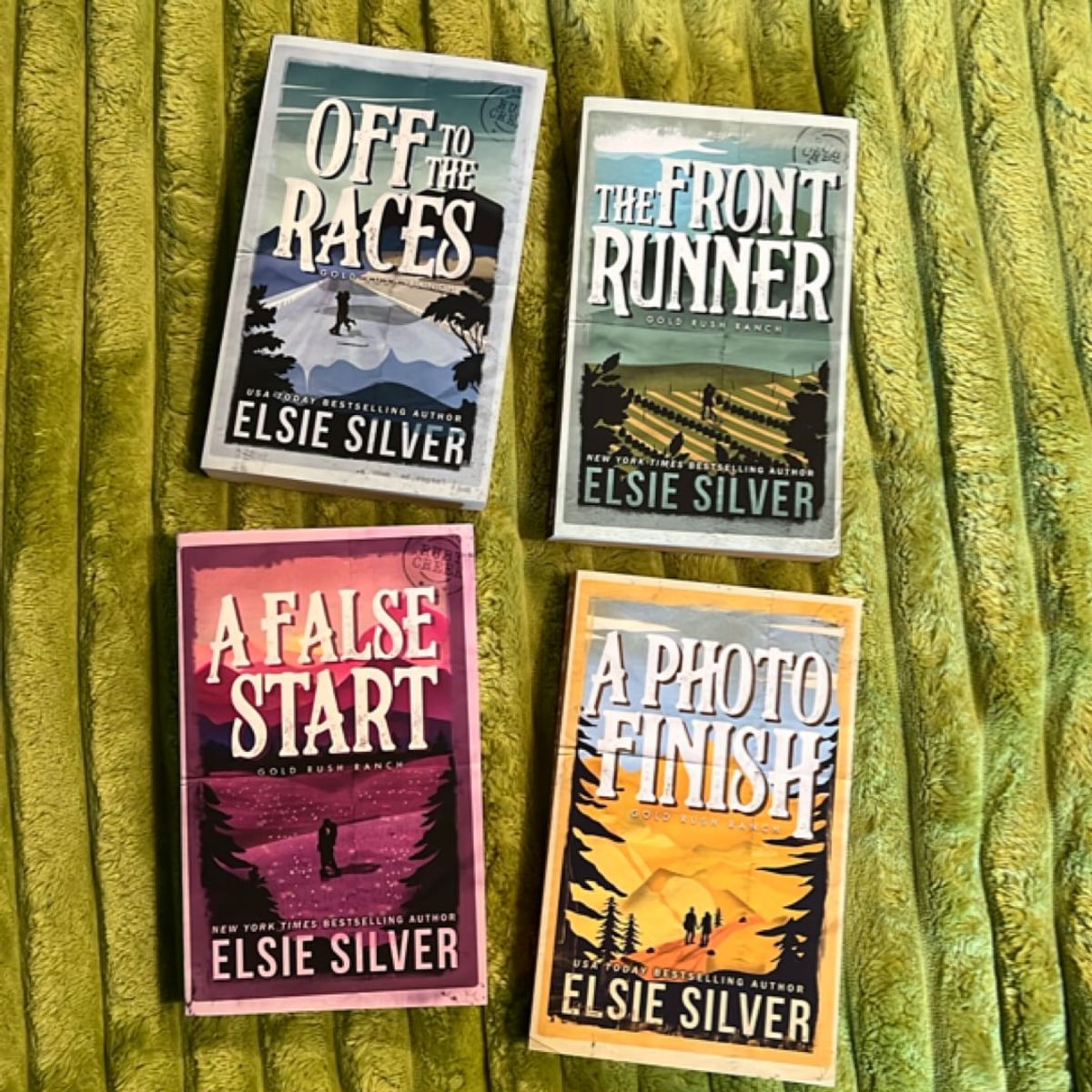 Off to the Races - series bundle by Elsie Silver, Paperback | Pangobooks