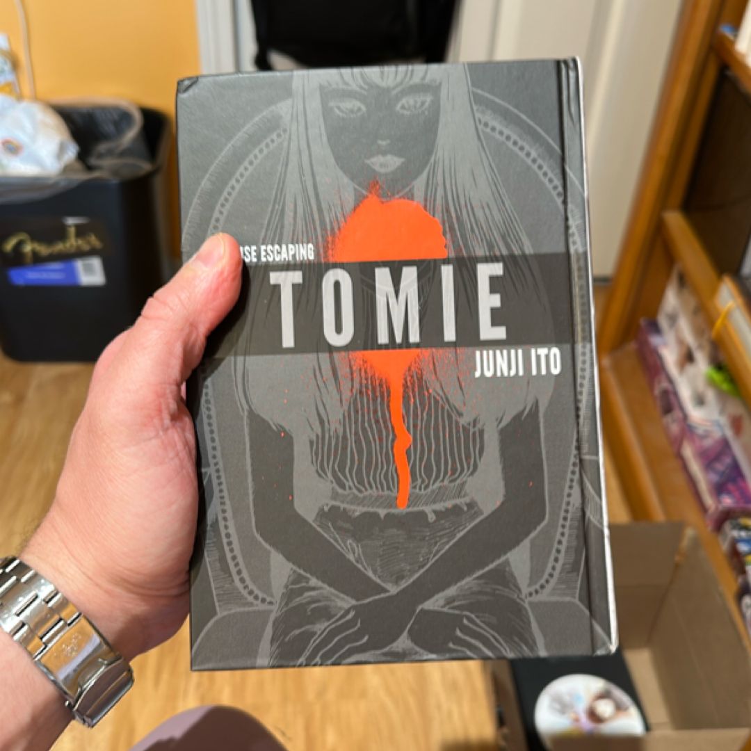 Tomie: Complete Deluxe Edition