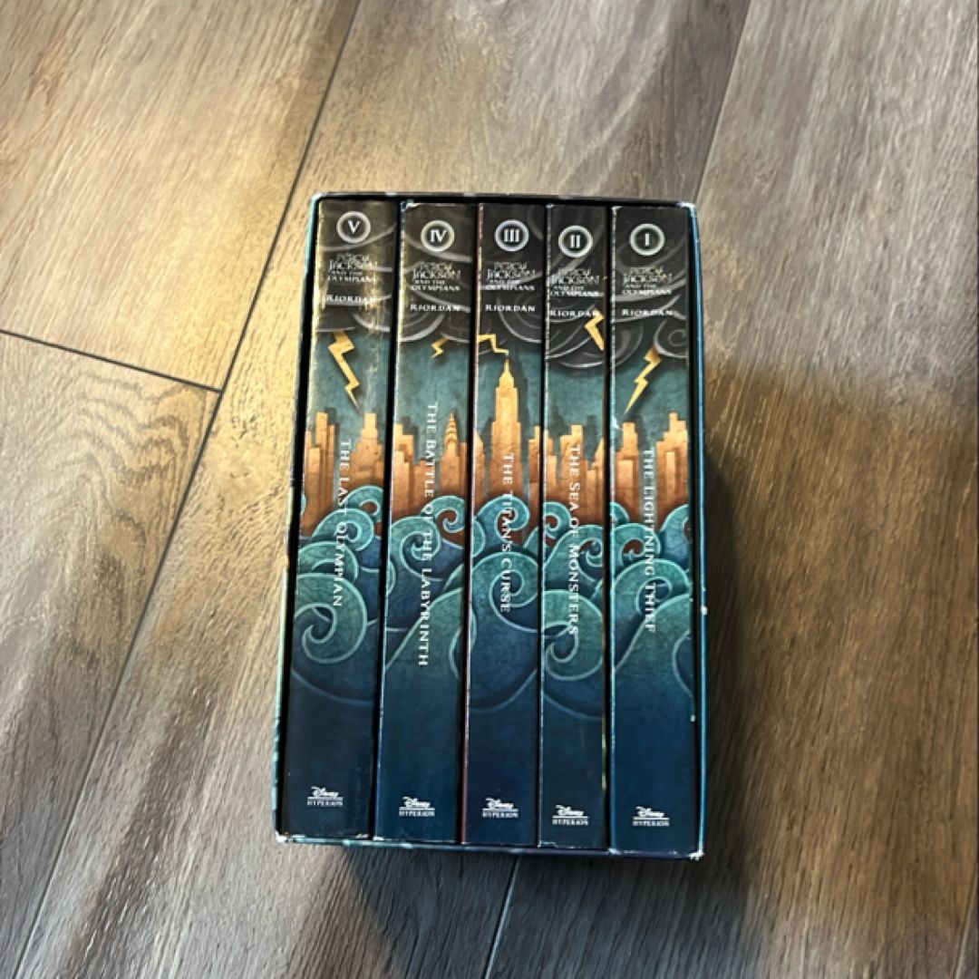 Percy Jackson and the Olympians 5 Book Paperback Boxed Set (new Covers W/poster)