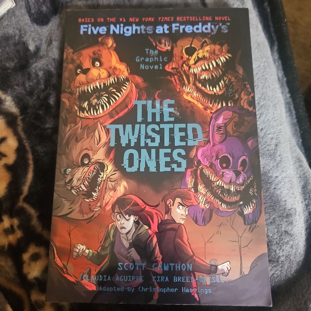 The Twisted Ones (Five Nights at Freddy's Graphic Novel #2)