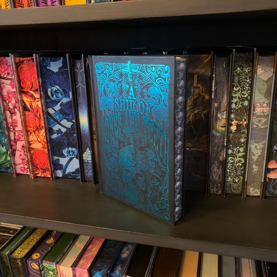 Moonlight Book Box *SIGNED* A Thorn in Every | PangoBooks