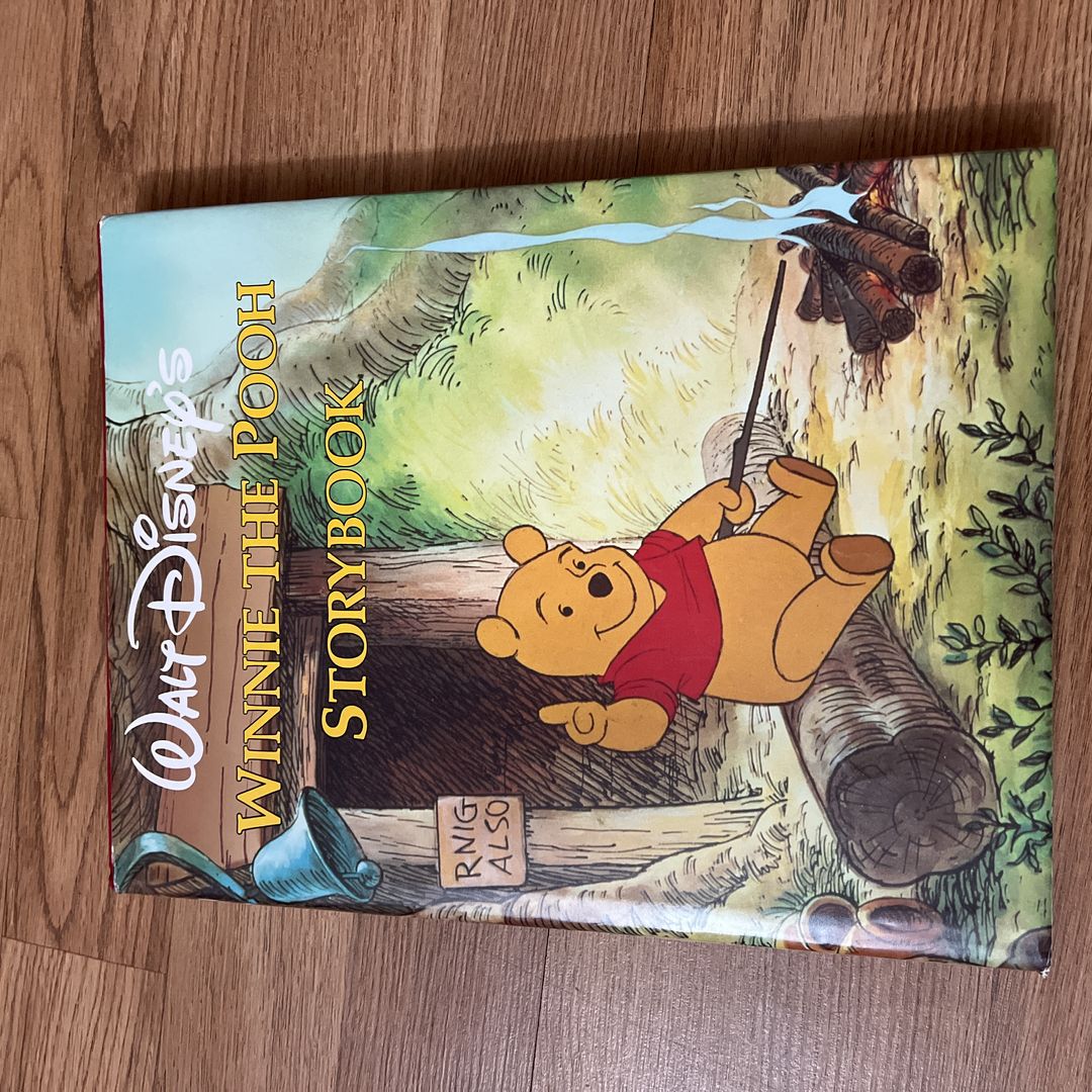 Walt Disney's Winnie the Pooh Storybook