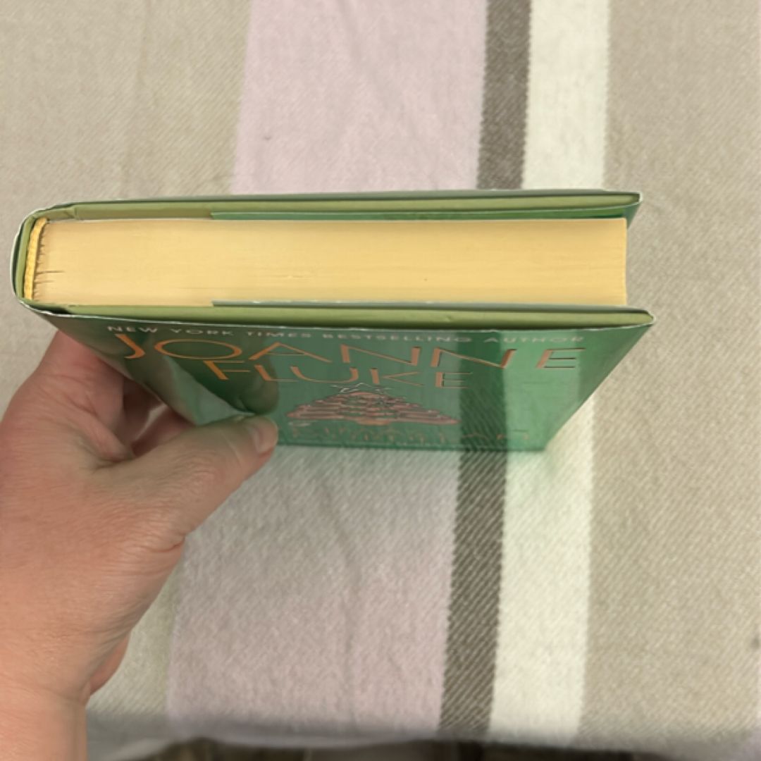 Christmas Cake Murder