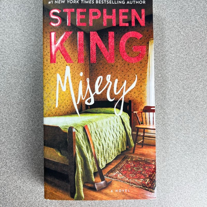 Misery by Stephen King, Paperback | Pangobooks