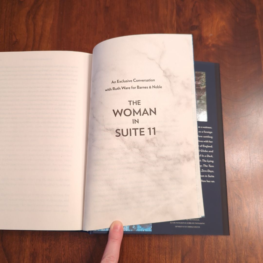 **B&N EXCLUSIVE** The Woman in Suite 11