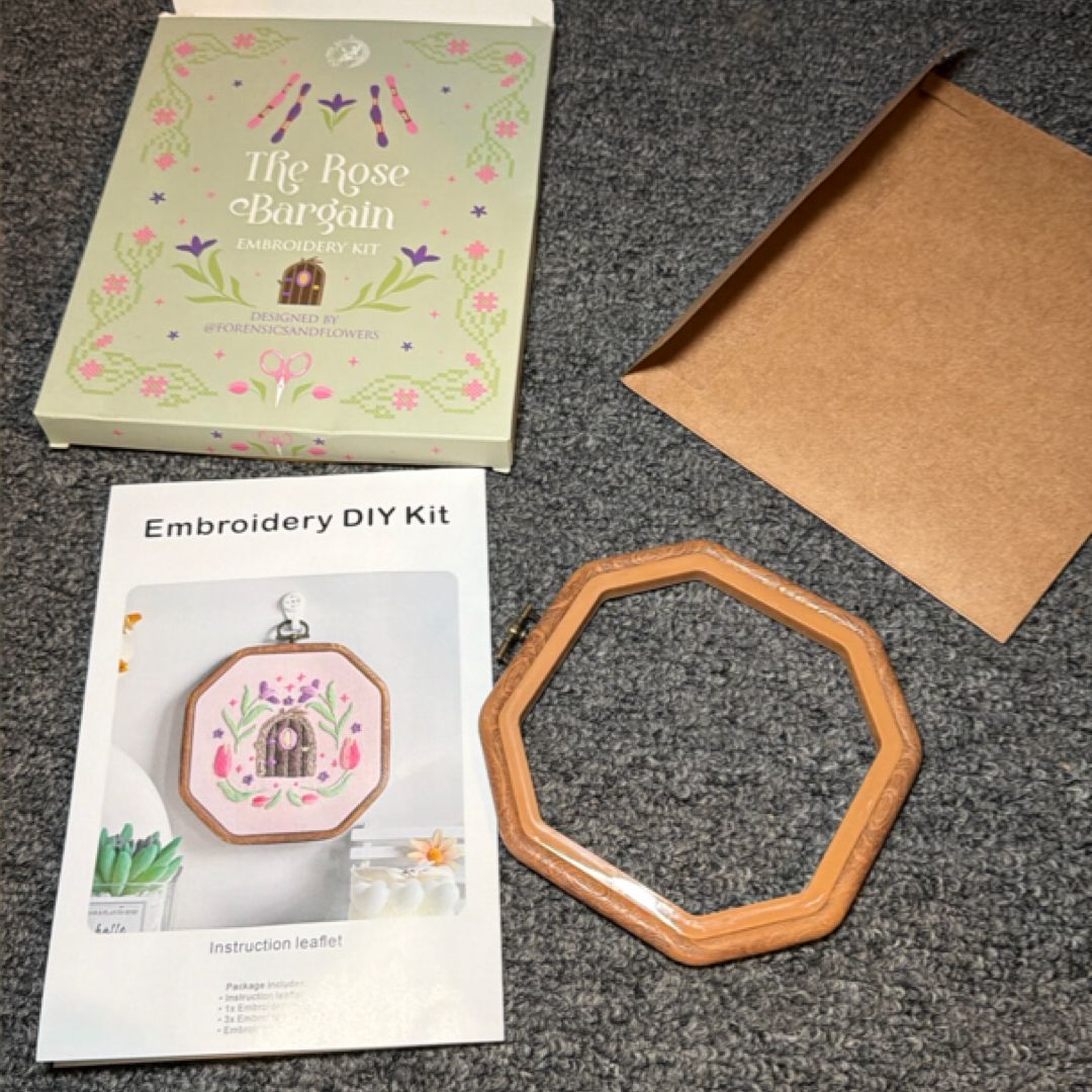 The rose bargain embroidery kit FAIRYLOOT