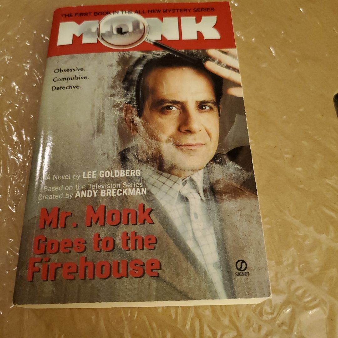 Mr. Monk Gors To The Firehouse