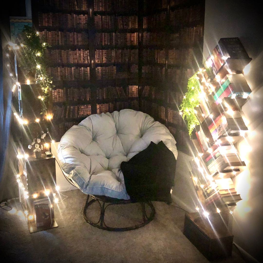 CatelynsBookNook
