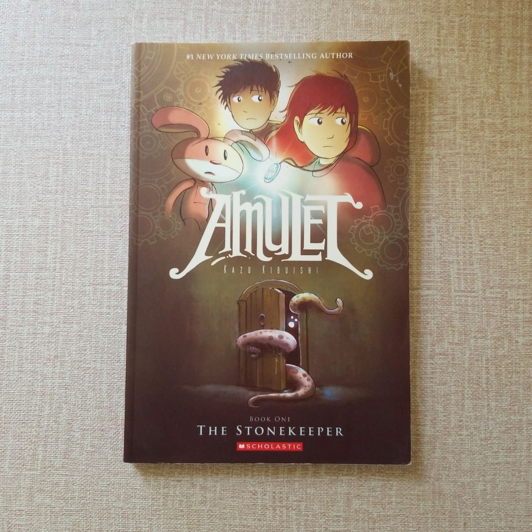 Amulet The Stonekeeper