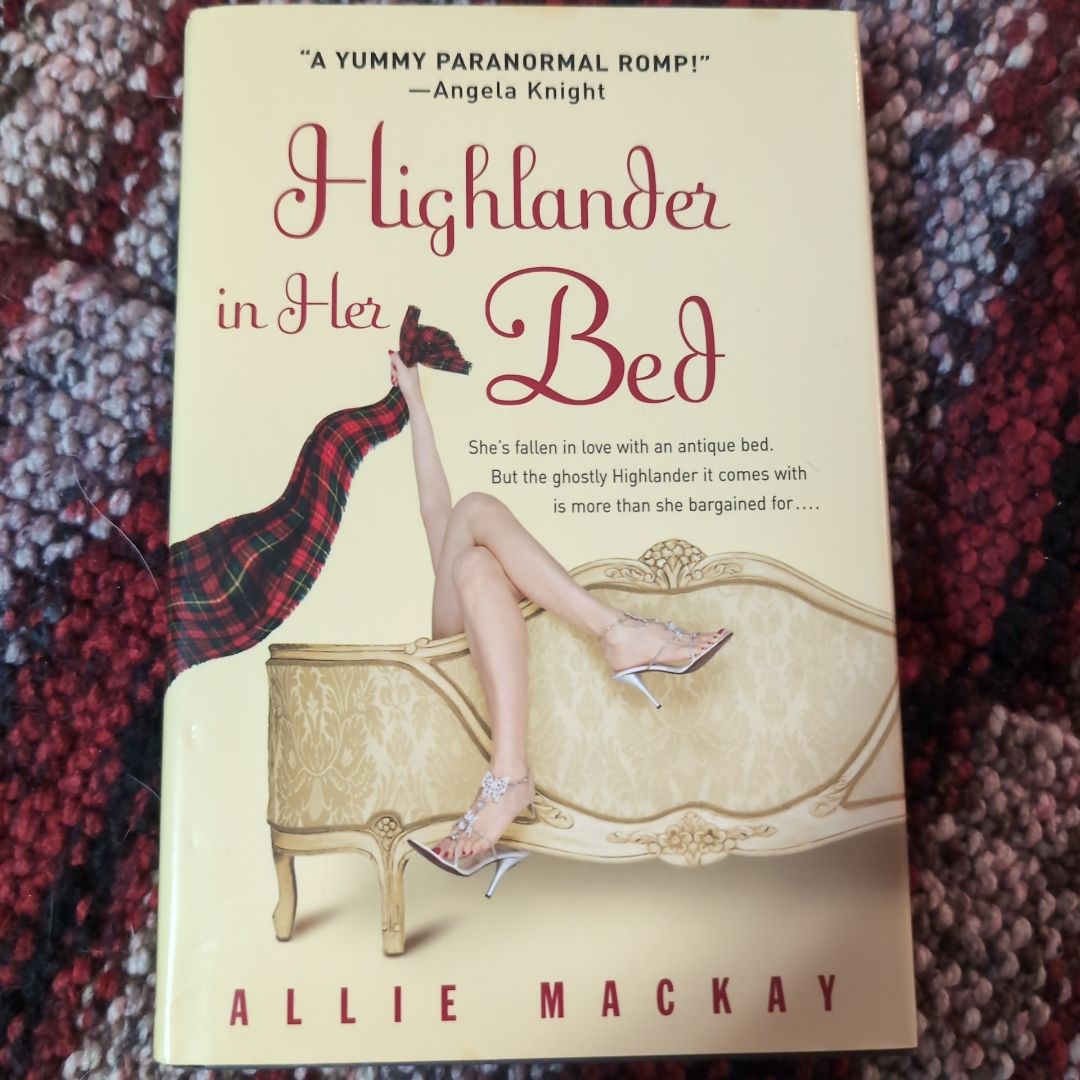 Highlander In Her Bed