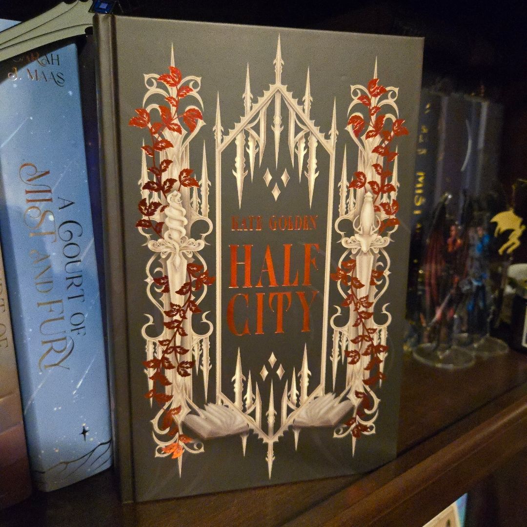 洋書 Half City - FairyLoot Exclusive Signed Half City (Fairyloot Edition) by Kate Golden, | PangoBooks