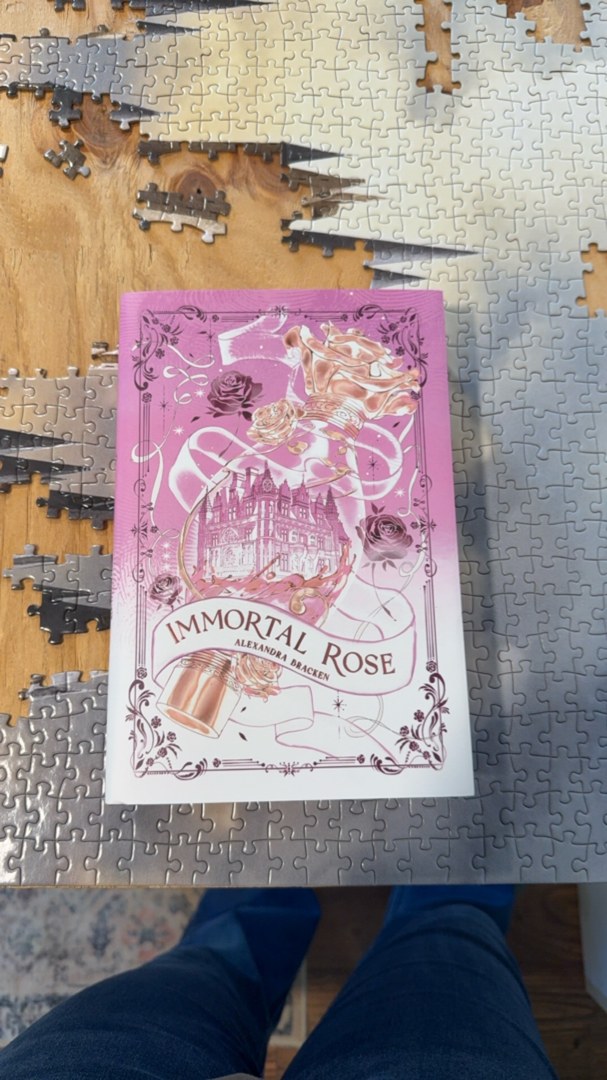 IMMORTAL ROSE (owlcrate)