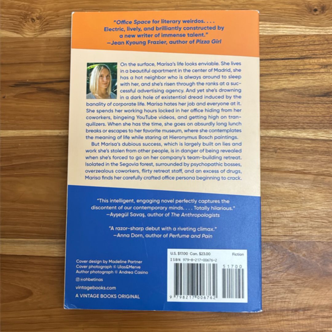 Discontent by Beatriz Serrano; Mara Faye Lethem, Paperback | Pangobooks