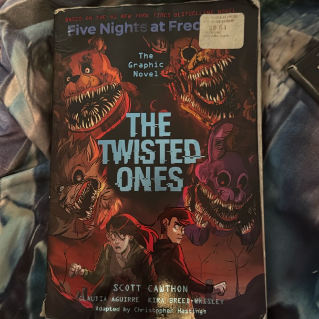 The Twisted Ones (Five Nights at Freddy's Graphic Novel #2)