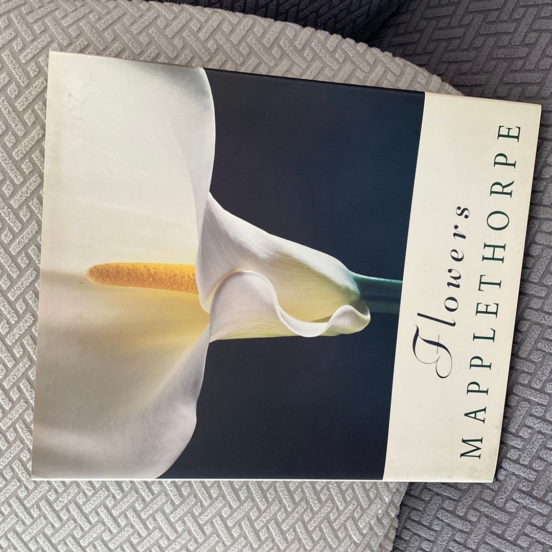Mapplethorpe: the Complete Flowers by Robert Mapplethorpe, Herbert