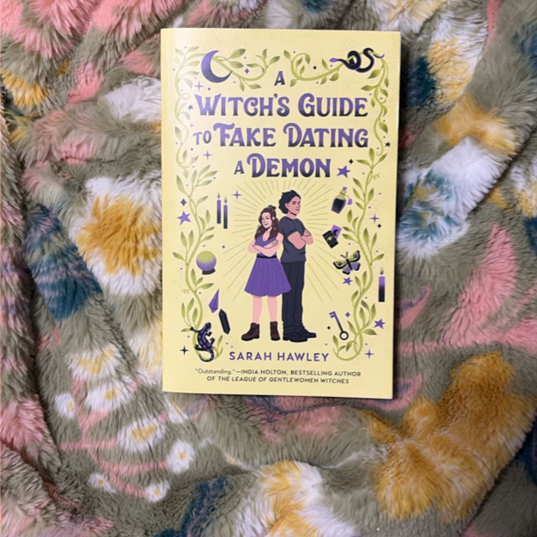 A Witch's Guide to Fake Dating a Demon