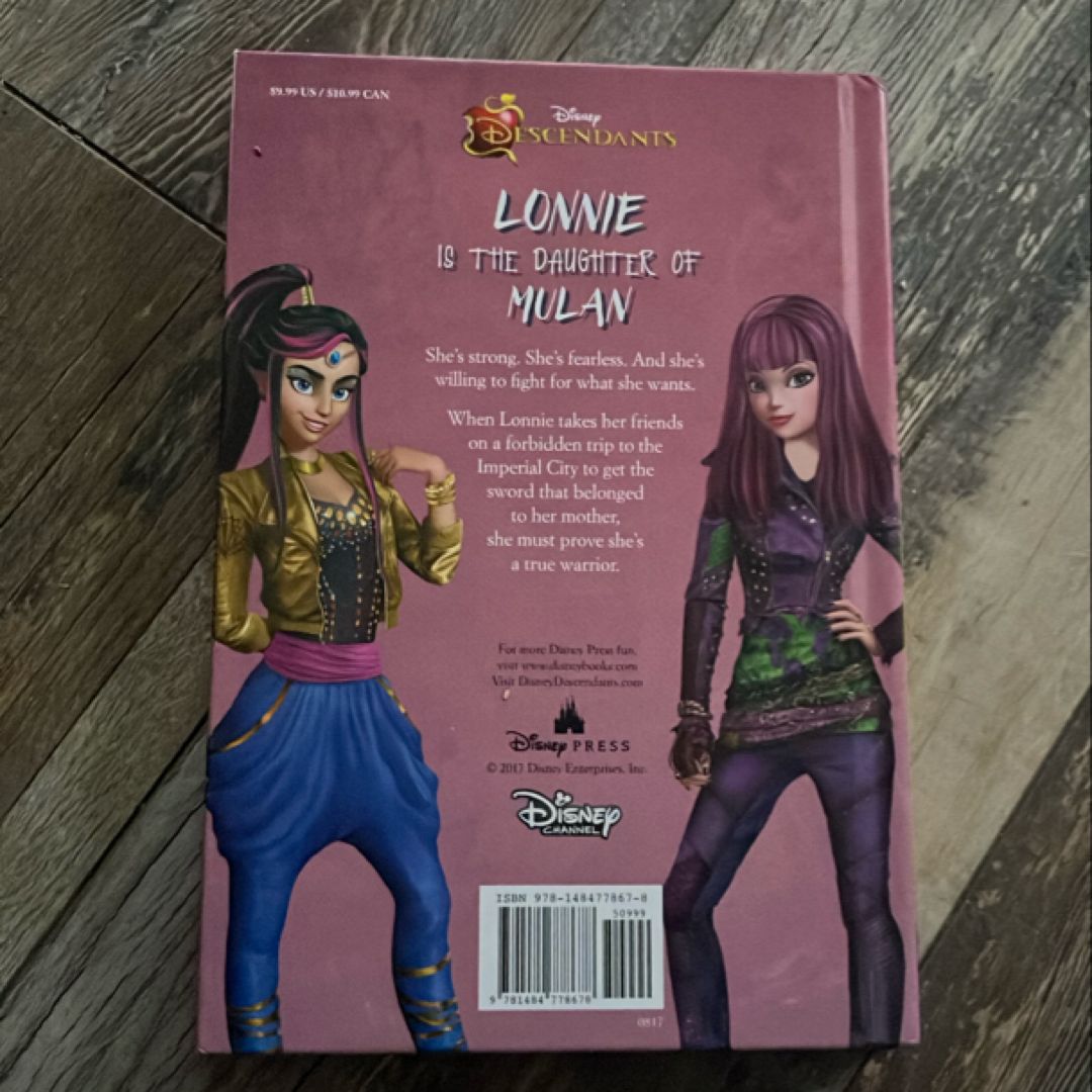 School of Secrets: Lonnie's Warrior Sword (Disney Descendants)