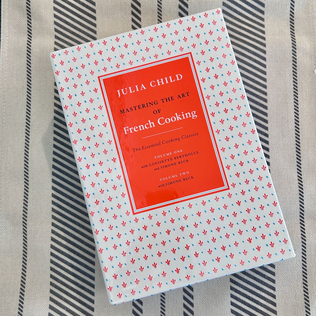 Mastering the Art of French Cooking (2 Volume Box Set)