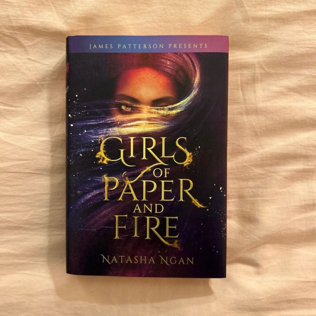 **OWLCRATE HAND-SIGNED** Girls Of Paper & Fire