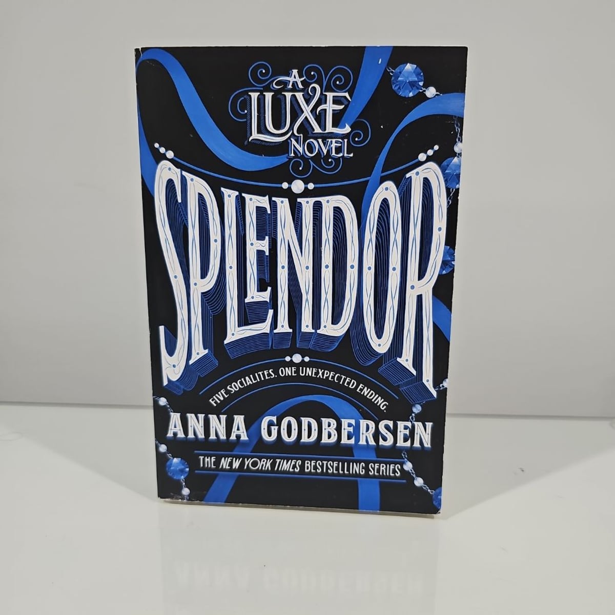 Splendor by Anna Godbersen
