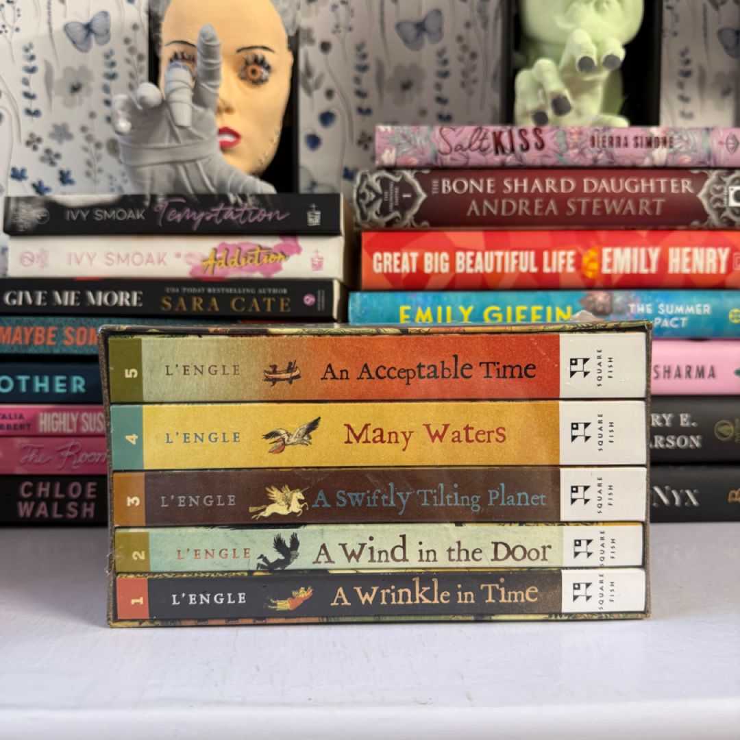 The Wrinkle in Time Quintet - Digest Size Boxed Set
