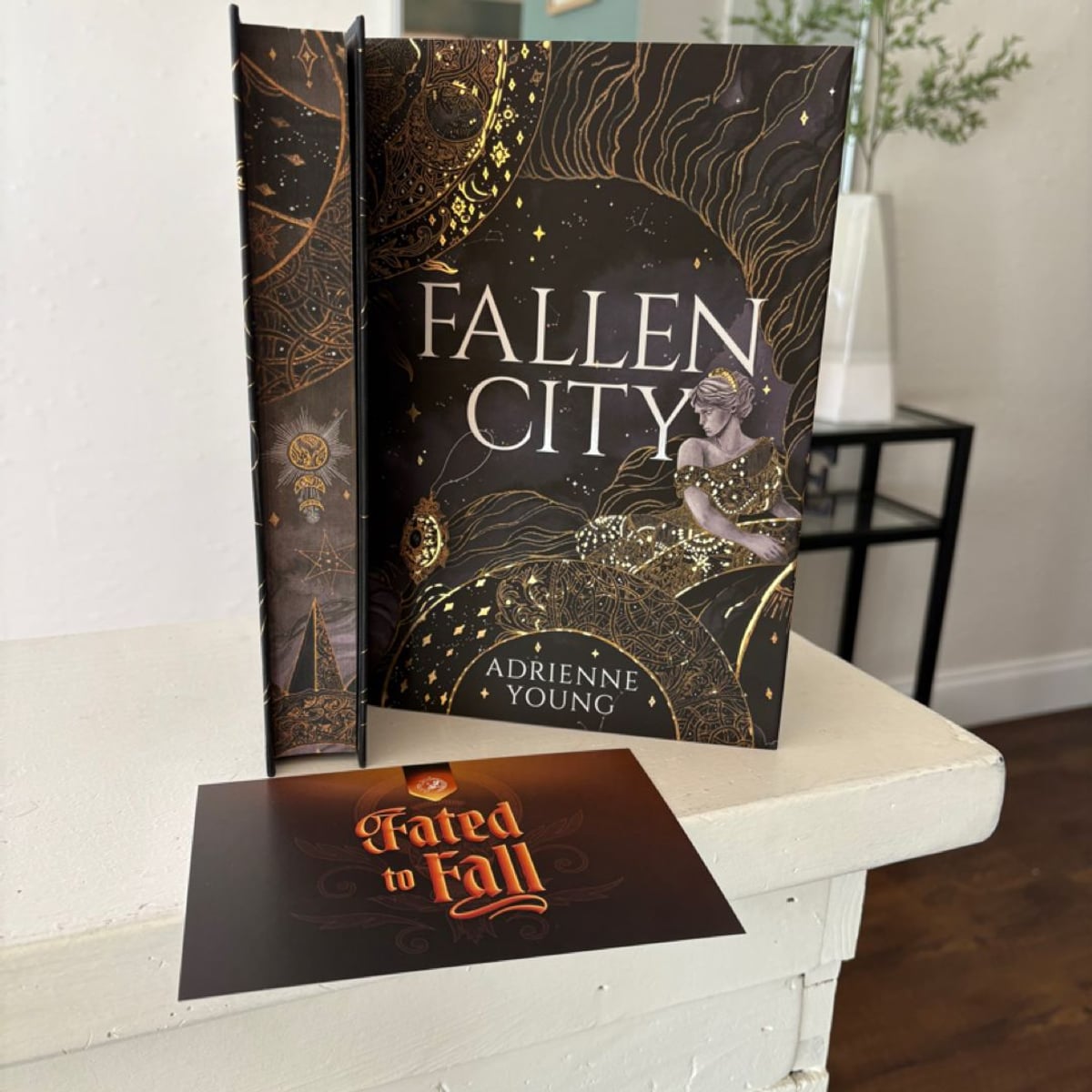 Fairyloot Fallen City by Adrienne Young, Hardcover Pangobooks