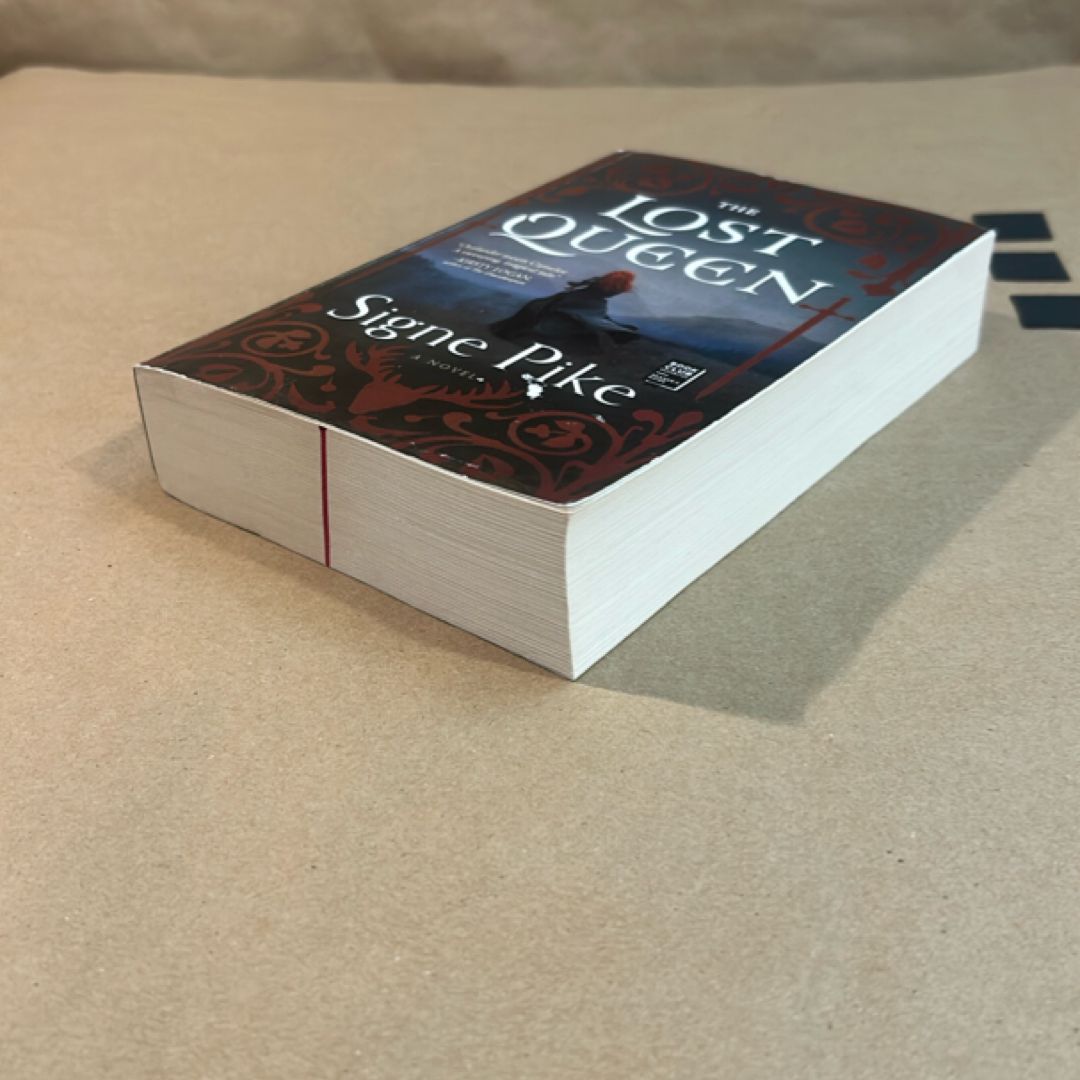 The Lost Queen by Signe Pike, Paperback | PangoBooks