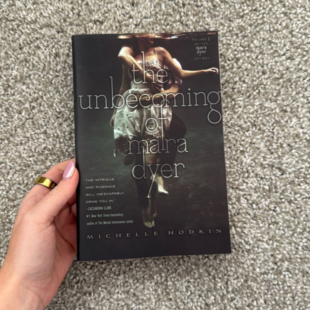 The Unbecoming of Mara Dyer