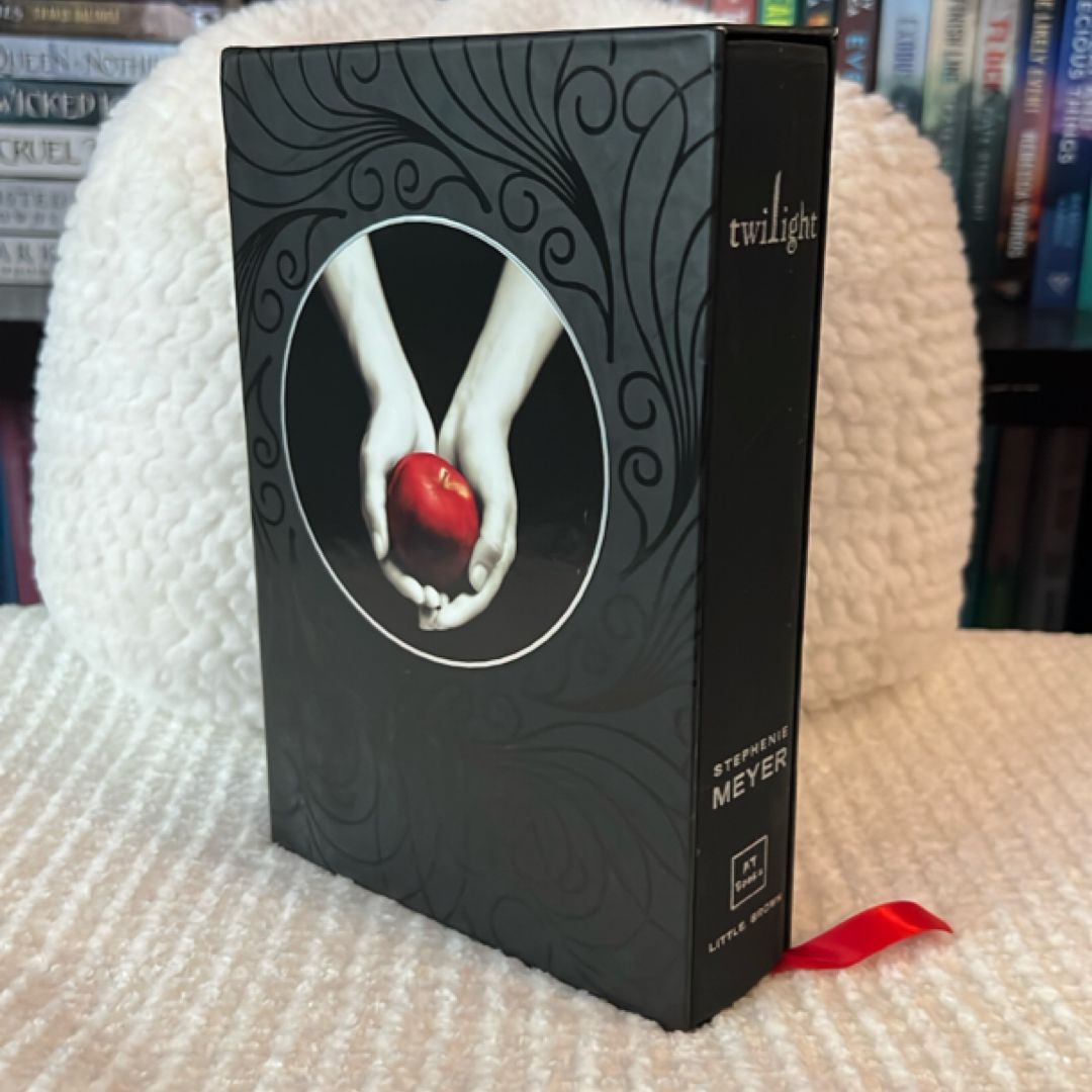 *SIGNED Special Edition* Twilight 