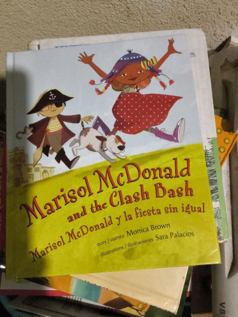 Marisol McDonald and the Clash Bash-Marisol Mddonald y la Fiesta Sin Igual