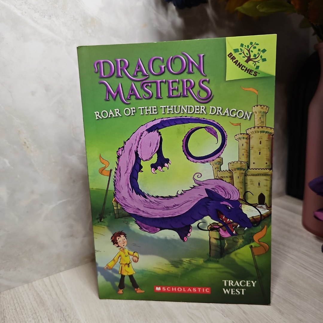 Roar of the Thunder Dragon (Dragon Masters Book 8)