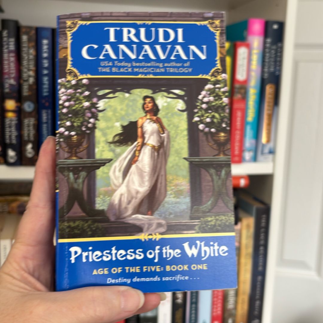 Priestess of the White