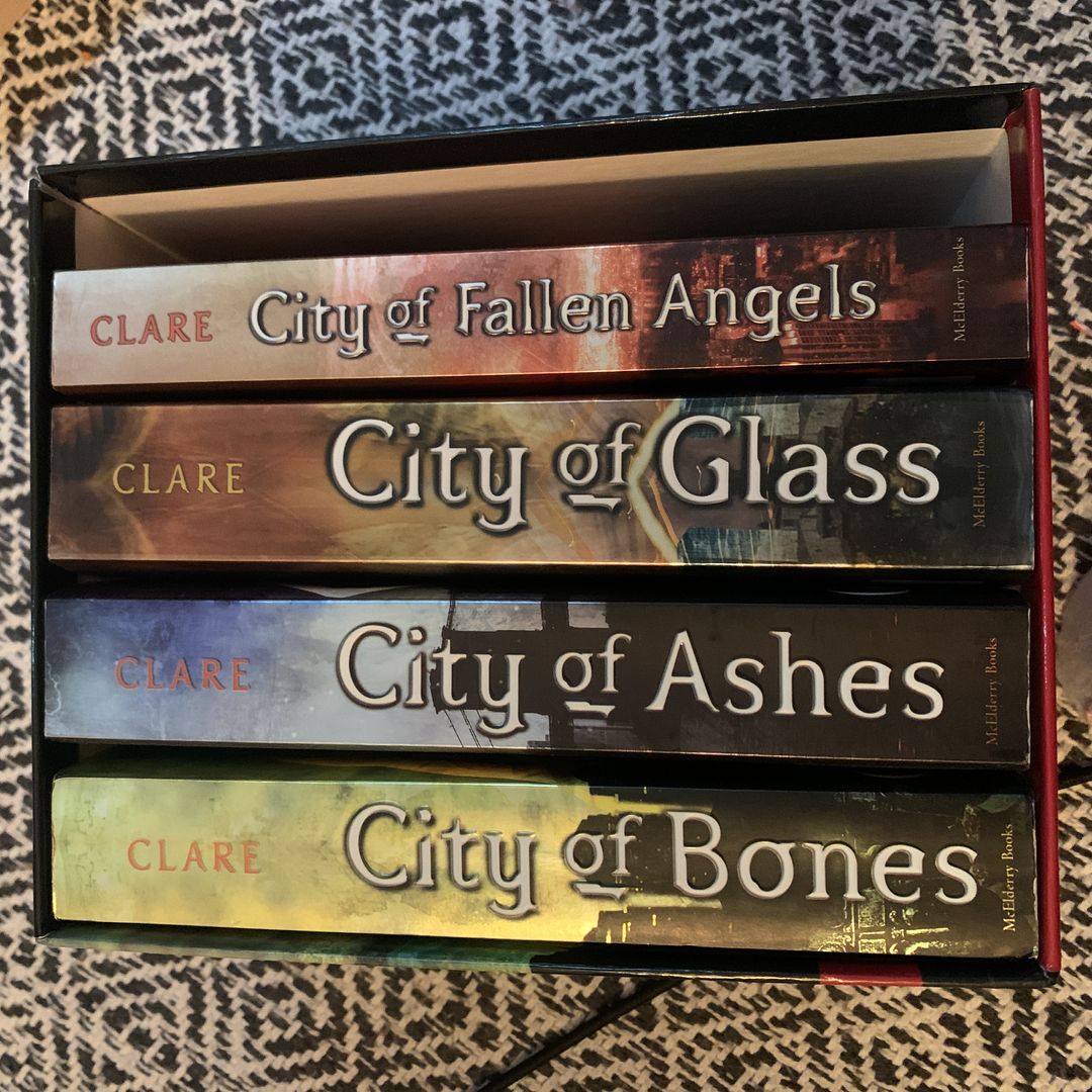 The Mortal Instruments Box Set by Cassandra Clare, Paperback | Pangobooks