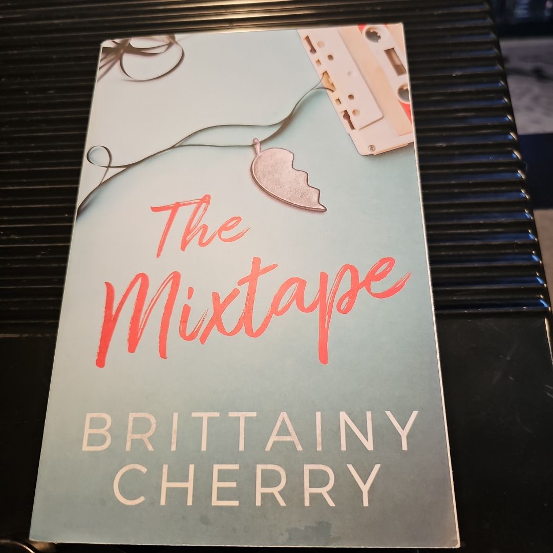 Sale image for 144d7728-92e1-4cb7-b622-264e7e30826c-ClvNX33shFYIYGD4QDLeclgPkIs1