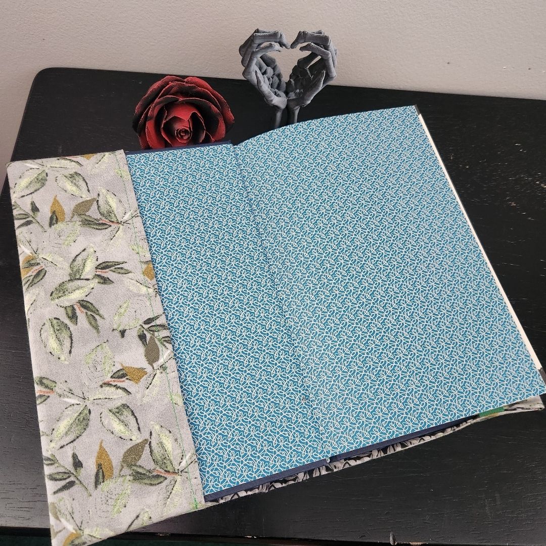Reversible Book Cover - Large