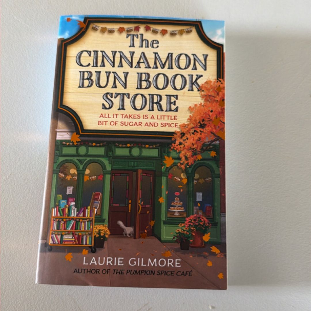 The Cinnamon Bun Book Store (Dream Harbor, Book 2)