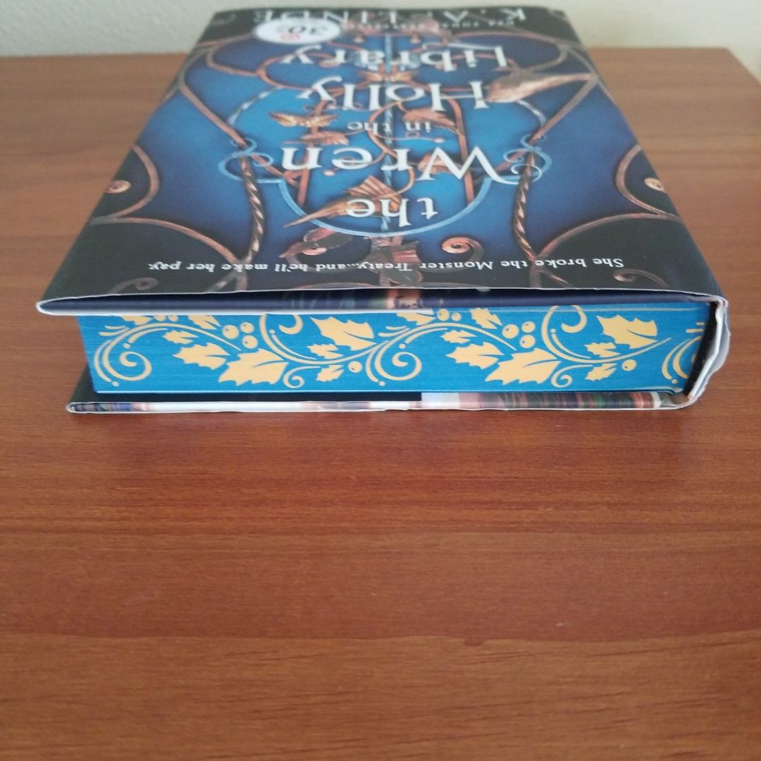 The Wren in the Holly Library (Deluxe Limited Edition)